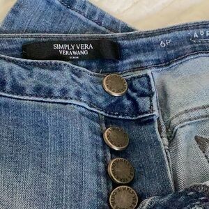 Simply Vera Wang capri blue Jean